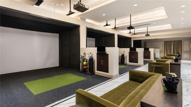 Hilton Minneapolis Golf