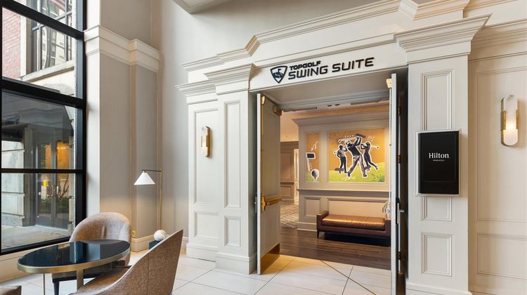Hilton Minneapolis Golf