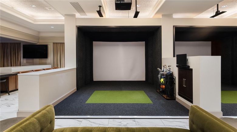 <b>Hilton Minneapolis Golf</b>. Images powered by <a href="https://iceportal.shijigroup.com/" title="IcePortal" target="_blank">IcePortal</a>.