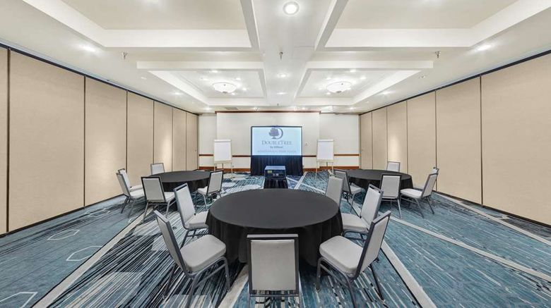 <b>Doubletree Hotel Minneapolis Park Place Meeting</b>. Images powered by <a href="https://iceportal.shijigroup.com/" title="IcePortal" target="_blank">IcePortal</a>.