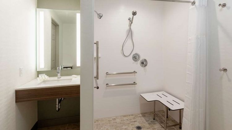 Hilton Garden Inn Shoreview Room