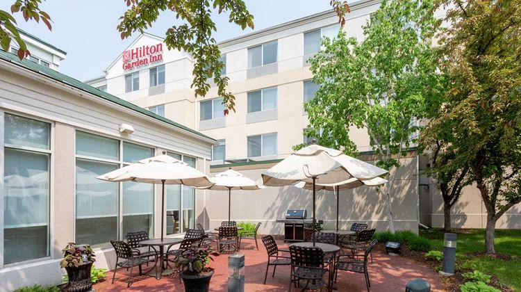 Hilton Garden Inn Shoreview Restaurant