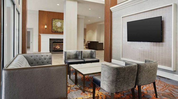 Hilton Garden Inn New Orleans Convention Lobby