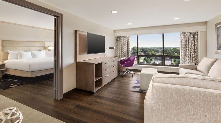 Doubletree Hotel New Orleans Airport Room