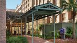 Hampton Inn & Suites Convention Center Exterior