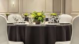 Hampton Inn & Suites Convention Center Meeting