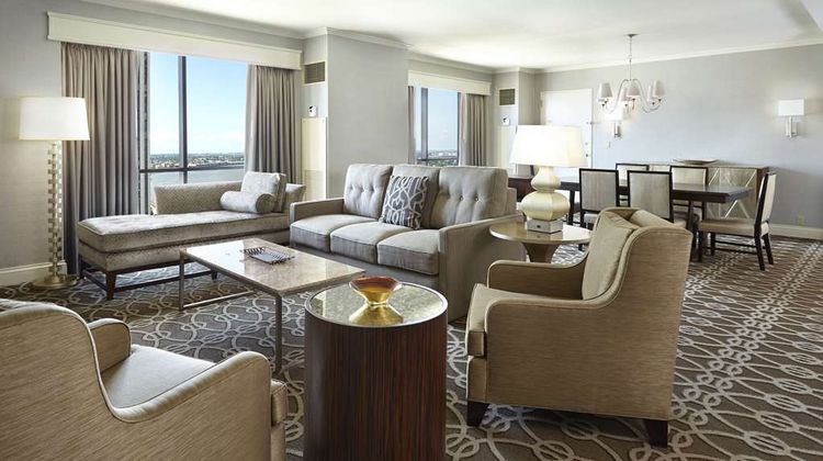 Hilton New Orleans Riverside Room