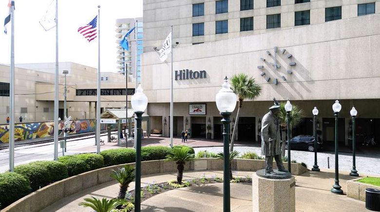 <b>Hilton New Orleans Riverside Exterior</b>. Images powered by <a href="https://iceportal.shijigroup.com/" title="IcePortal" target="_blank">IcePortal</a>.