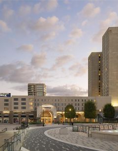 Hilton New Orleans Riverside