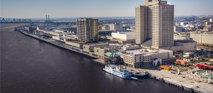 Hilton New Orleans Riverside Exterior