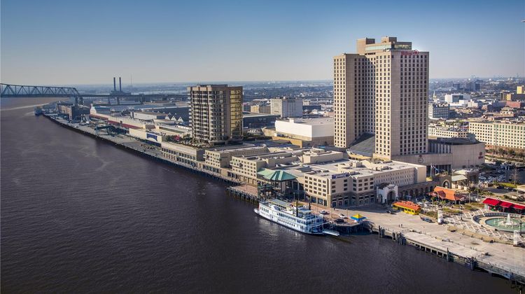 Hilton New Orleans Riverside Exterior