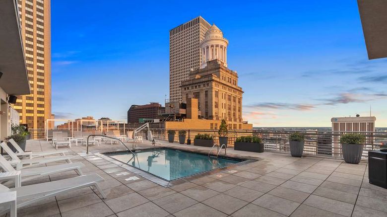 <b>Hilton Garden Inn French Quarter/CBD Pool</b>. Images powered by <a href="https://iceportal.shijigroup.com/" title="IcePortal" target="_blank">IcePortal</a>.