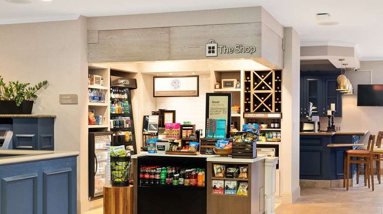 <b>Hilton Garden Inn French Quarter/CBD Restaurant</b>. Images powered by <a href="https://iceportal.shijigroup.com/" title="IcePortal" target="_blank">IcePortal</a>.