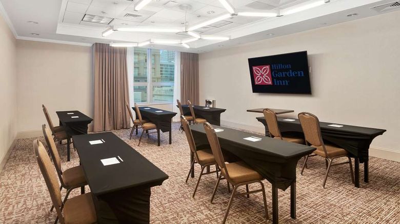 <b>Hilton Garden Inn French Quarter/CBD Meeting</b>. Images powered by <a href="https://iceportal.shijigroup.com/" title="IcePortal" target="_blank">IcePortal</a>.