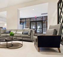 Doubletree by Hilton New Orleans Lobby