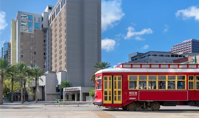 Doubletree by Hilton New Orleans Exterior