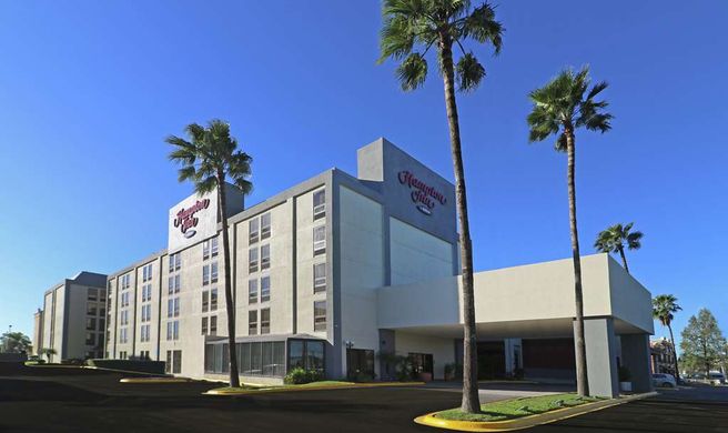 Hampton Inn by Hilton Monterrey-Airport Exterior