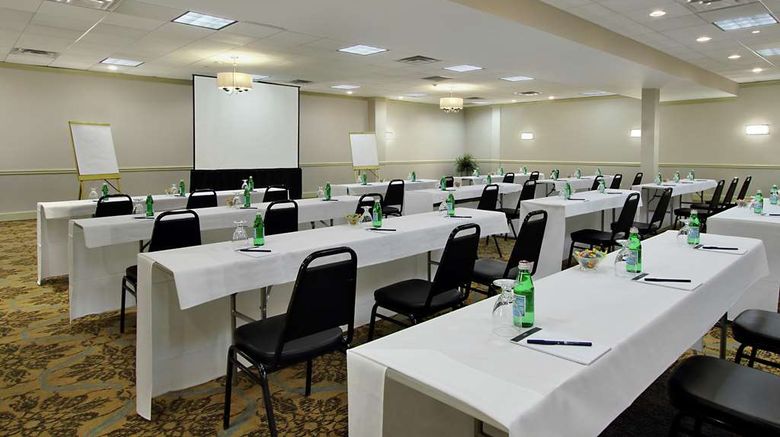 <b>Doubletree Mahwah Meeting</b>. Images powered by <a href="https://iceportal.shijigroup.com/" title="IcePortal" target="_blank">IcePortal</a>.