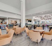 Hilton Garden Inn Coastal Grand Mall Lobby