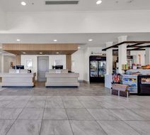 Hilton Garden Inn Coastal Grand Mall Lobby