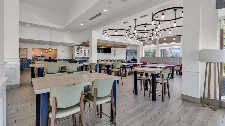 Hilton Garden Inn Coastal Grand Mall Lobby