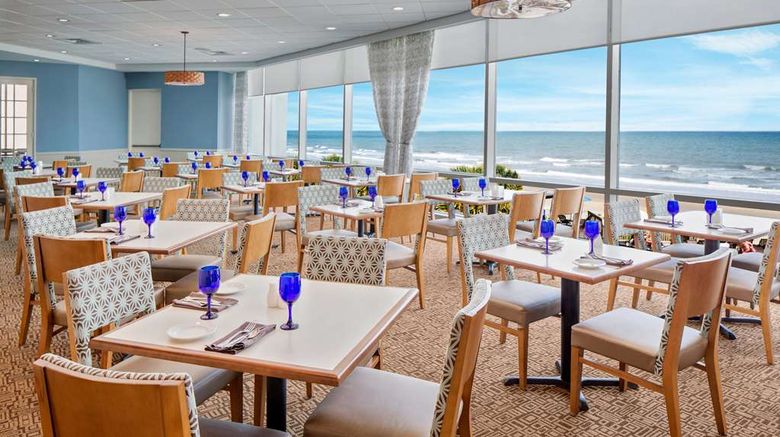 <b>Hilton Myrtle Beach Resort Restaurant</b>. Images powered by <a href="https://iceportal.shijigroup.com/" title="IcePortal" target="_blank">IcePortal</a>.