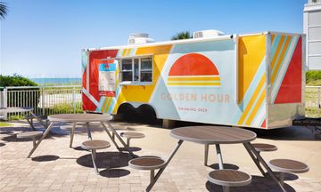 Hampton Inn & Suites Oceanfront