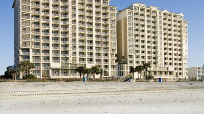 Hampton Inn & Suites Oceanfront