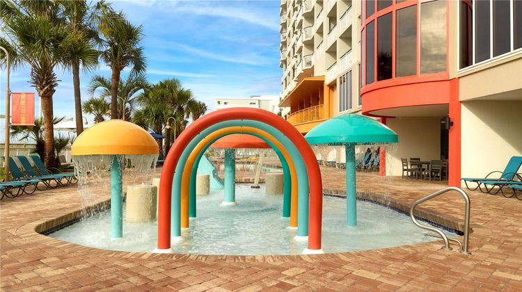 Hampton Inn & Suites Oceanfront Recreation