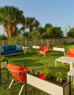 Hampton Inn & Suites Oceanfront