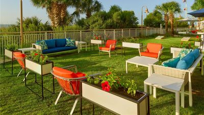 Hampton Inn & Suites Oceanfront