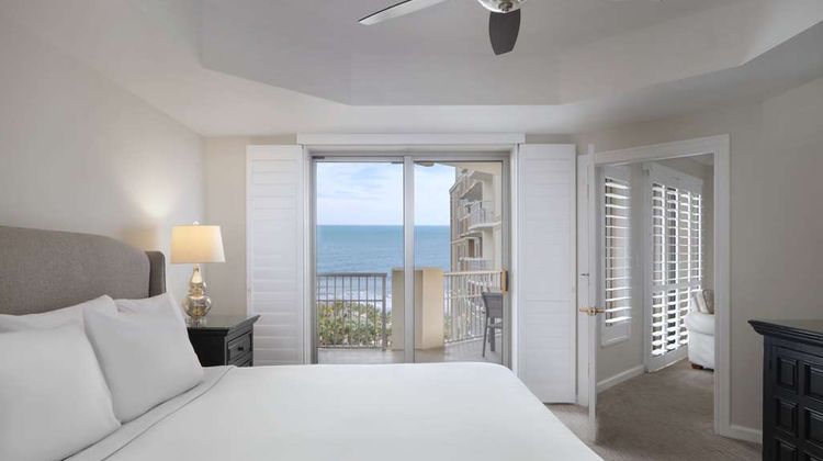 Royale Palms Condominiums Room