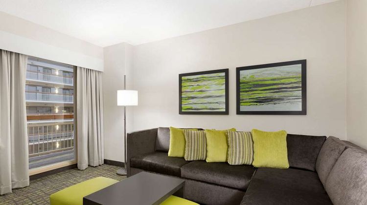 Embassy Suites Newark-Wilmington South Room