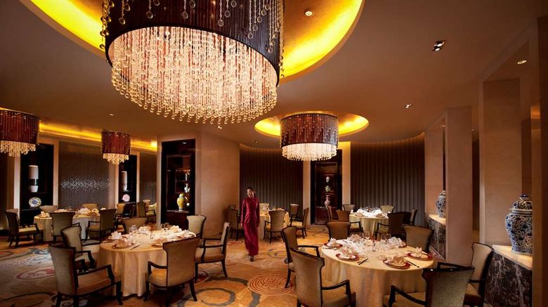 <b>Hilton Nanjing Restaurant</b>. Images powered by <a href="https://iceportal.shijigroup.com/" title="IcePortal" target="_blank">IcePortal</a>.