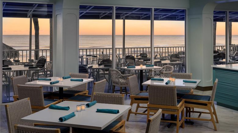 <b>Doubletree Beach Resort Tampa Bay Restaurant</b>. Images powered by <a href="https://iceportal.shijigroup.com/" title="IcePortal" target="_blank">IcePortal</a>.