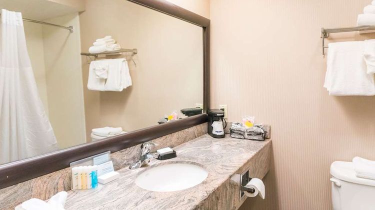 Hampton Inn New Philadelphia Room