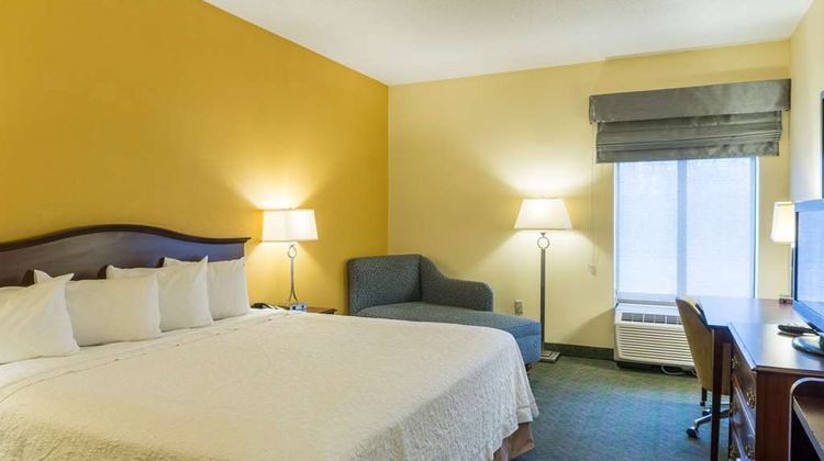 Hampton Inn New Philadelphia Room