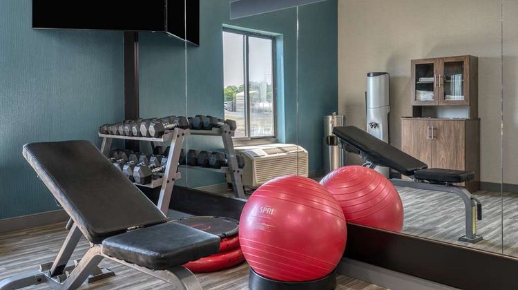 Hampton Inn New Philadelphia Health