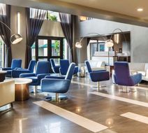 DoubleTree by Hilton Newark-Fremont Lobby