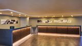 DoubleTree by Hilton Newark-Fremont Lobby