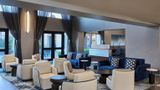 DoubleTree by Hilton Newark-Fremont Lobby