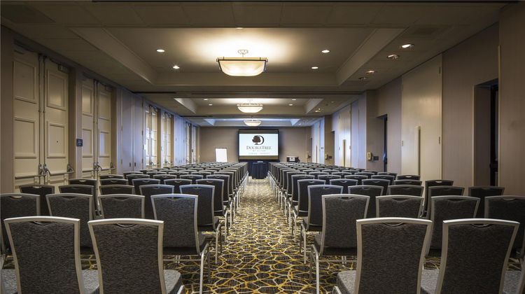 DoubleTree by Hilton Newark-Fremont Meeting