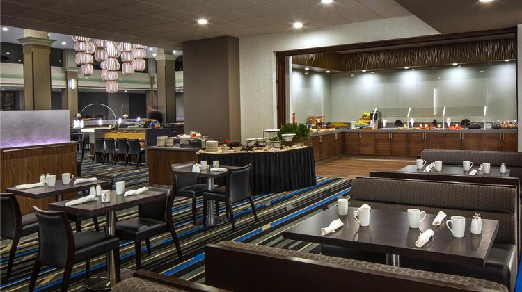 DoubleTree by Hilton Newark-Fremont Restaurant