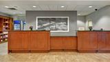 Hampton Inn & Suites Newark Riverwalk Lobby