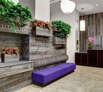 Hilton Garden Inn Chelsea Lobby