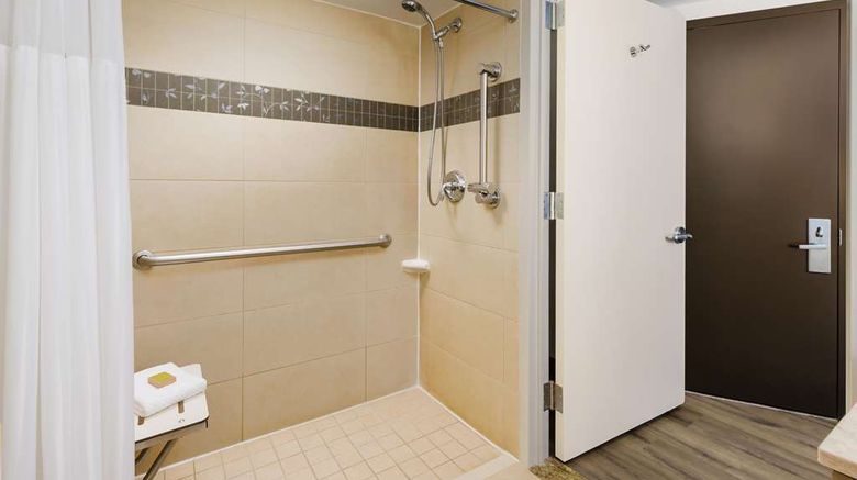 <b>Doubletree Hotel Chelsea-New York City Room</b>. Images powered by <a href="https://iceportal.shijigroup.com/" title="IcePortal" target="_blank">IcePortal</a>.