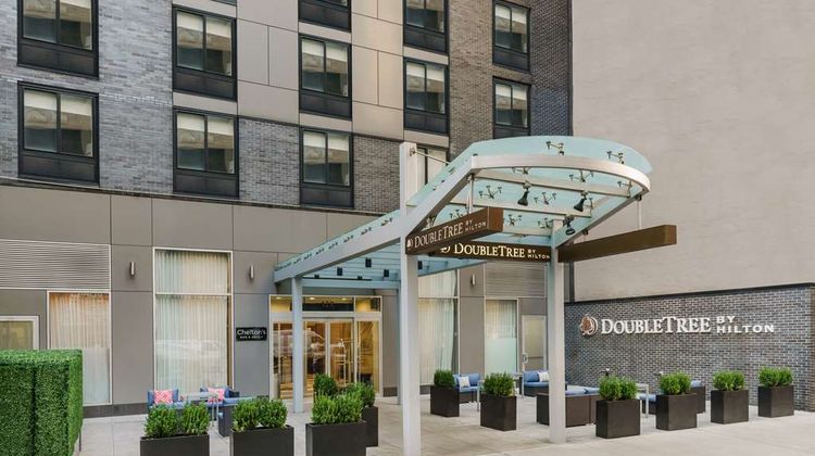 Doubletree Hotel Chelsea-New York City Exterior