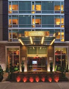 Hilton New York Fashion District Hotel