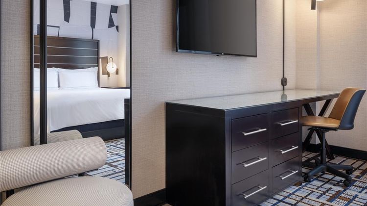Hilton New York Fashion District Hotel Room
