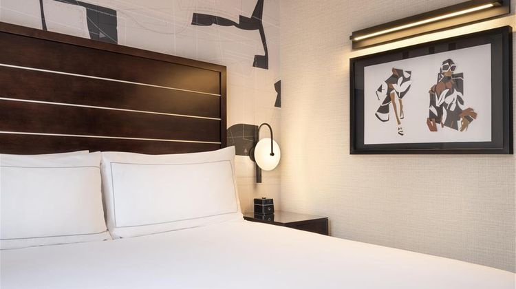 Hilton New York Fashion District Hotel Room